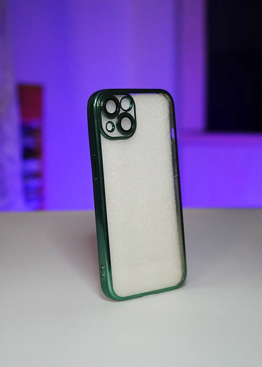 Apple iPhone 13 Şeffaf Silikon Kılıf Modelleri ve Görselleri