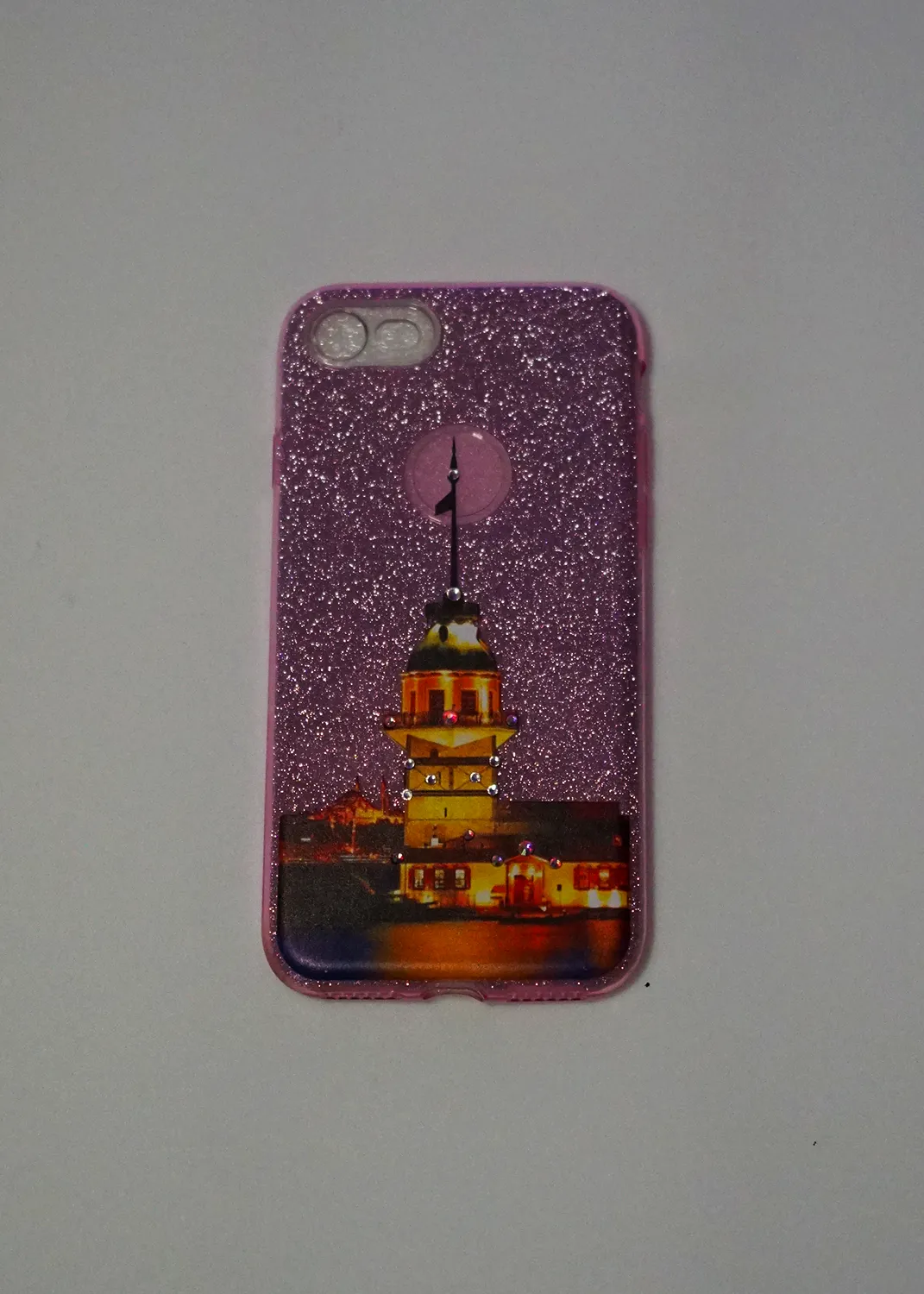 Apple iPhone 8 Desenli Kız Kuleli, Pembe Simli Parlayan Silikon Kılıf Modelleri ve Görselleri