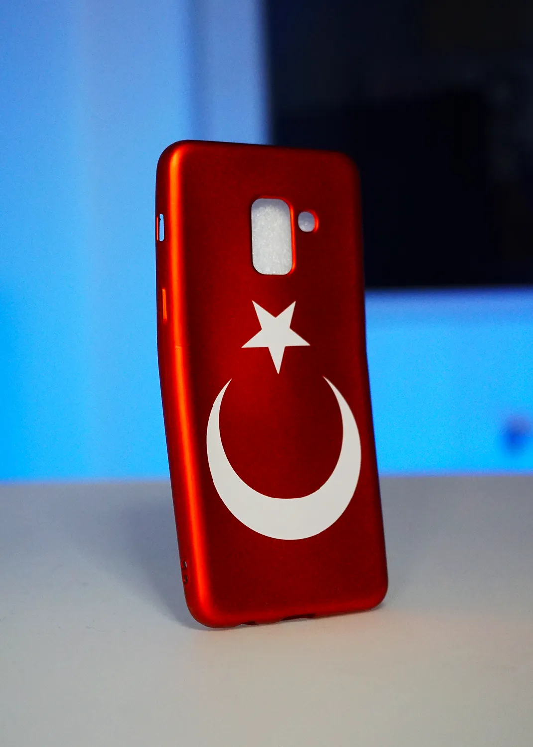 Samsung Galaxy A8 2018 Uyumlu Türk Bayraklı Desenli Kılıf Modelleri ve Görselleri