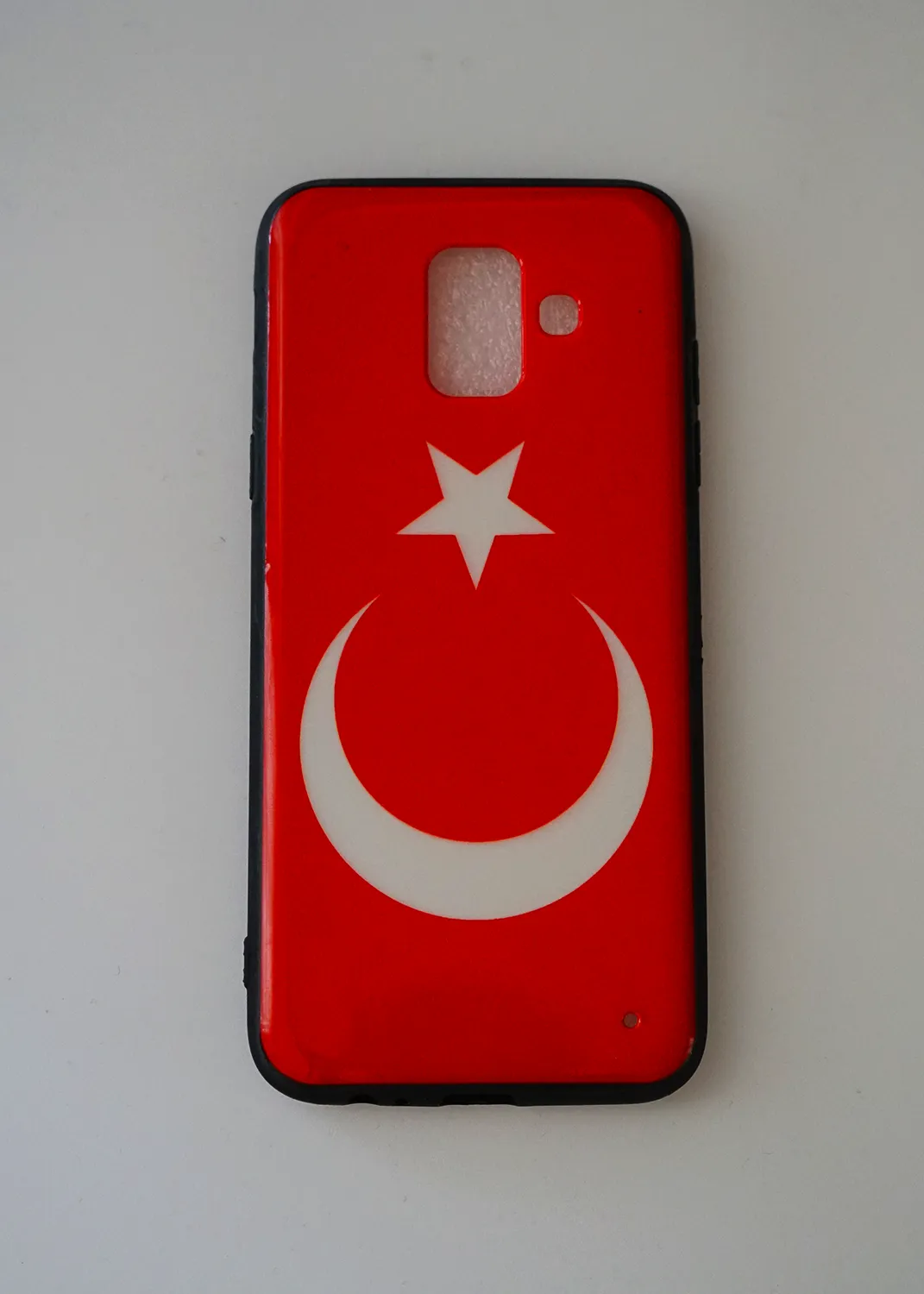 Samsung Galaxy A6 2018 Uyumlu Türk Bayraklı Kırmızı Telefon Kılıfı Modelleri ve Görselleri