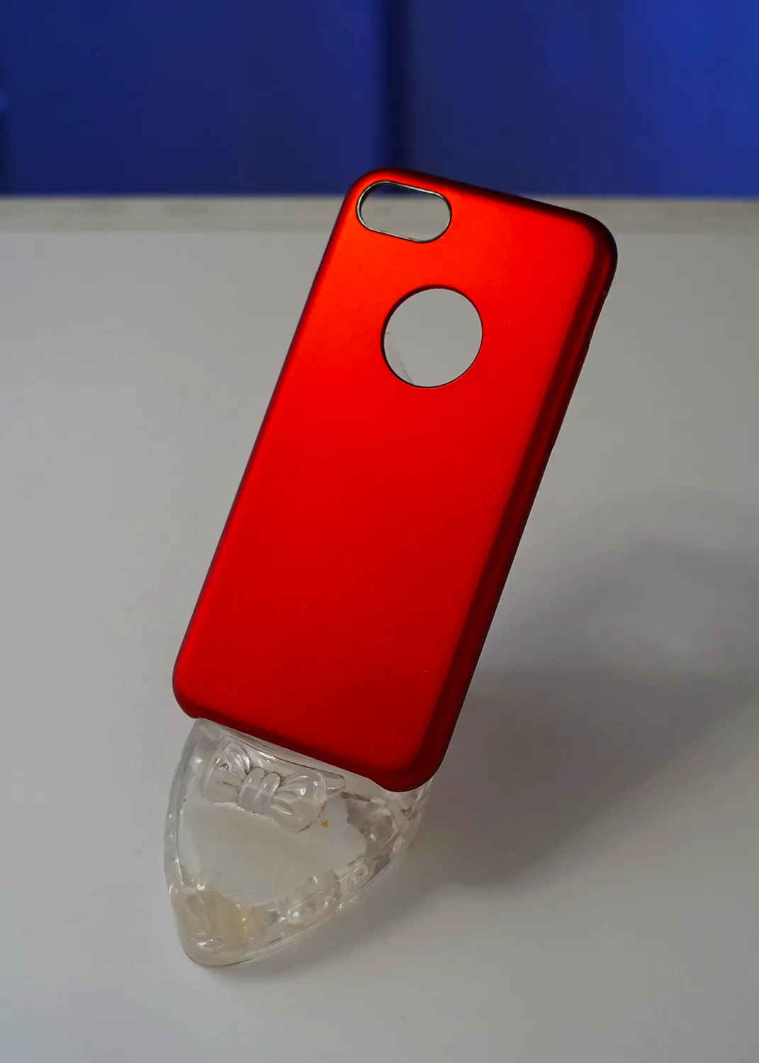 iPhone 7 / 8 / SE Uyumlu Kırmızı Mat Telefon Kılıfı Modelleri ve Görselleri