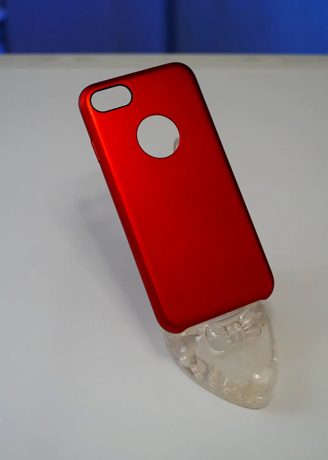 iPhone 7 / 8 / SE Uyumlu Kırmızı Mat Telefon Kılıfı Modelleri ve Görselleri