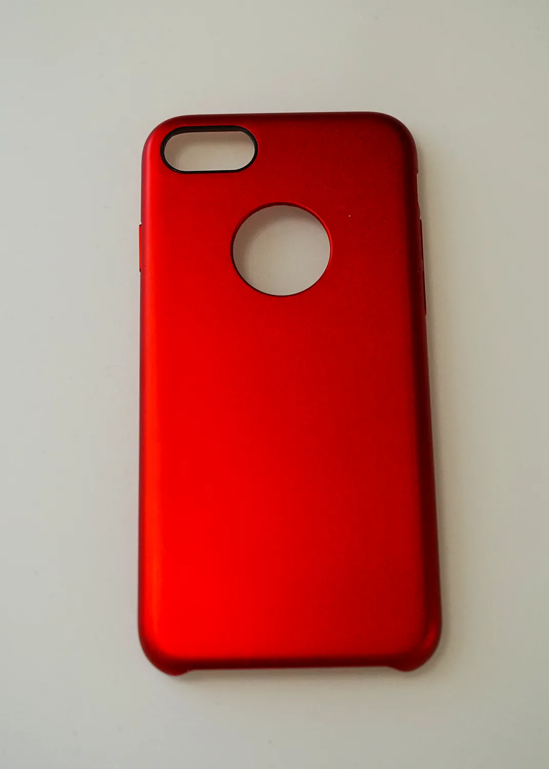 iPhone 7 / 8 / SE Uyumlu Kırmızı Mat Telefon Kılıfı Modelleri ve Görselleri