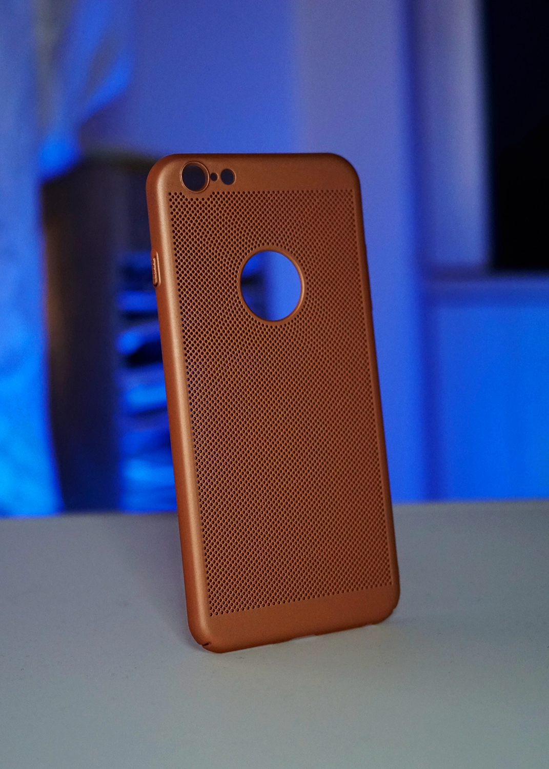 Apple iPhone 6 Plus İnce Delikli Mat Arka Kapak Kılıf – Isı Dağıtıcı Tasarım Modelleri ve Görselleri