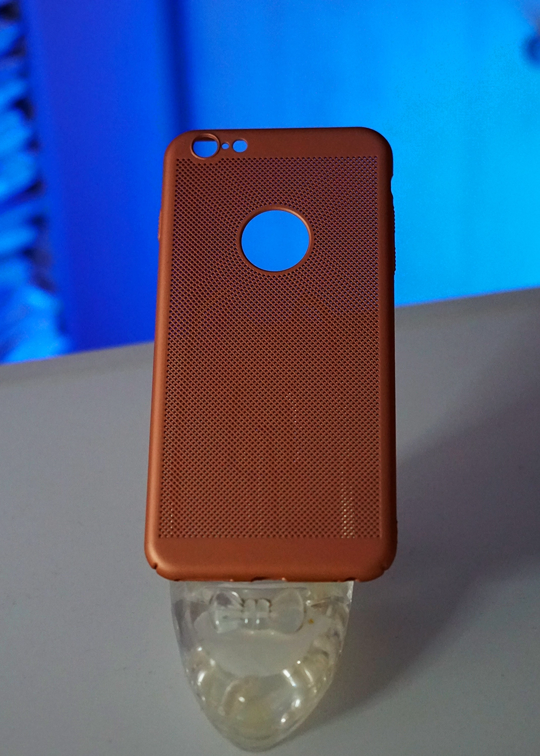 Apple iPhone 6 Plus İnce Delikli Mat Arka Kapak Kılıf – Isı Dağıtıcı Tasarım Modelleri ve Görselleri
