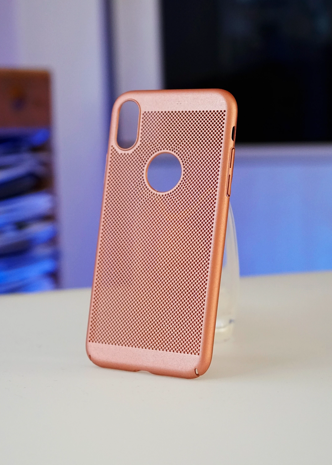 Apple iPhone X İnce Delikli Mat Arka Kapak Kılıf – Isı Dağıtıcı Tasarım Modelleri ve Görselleri