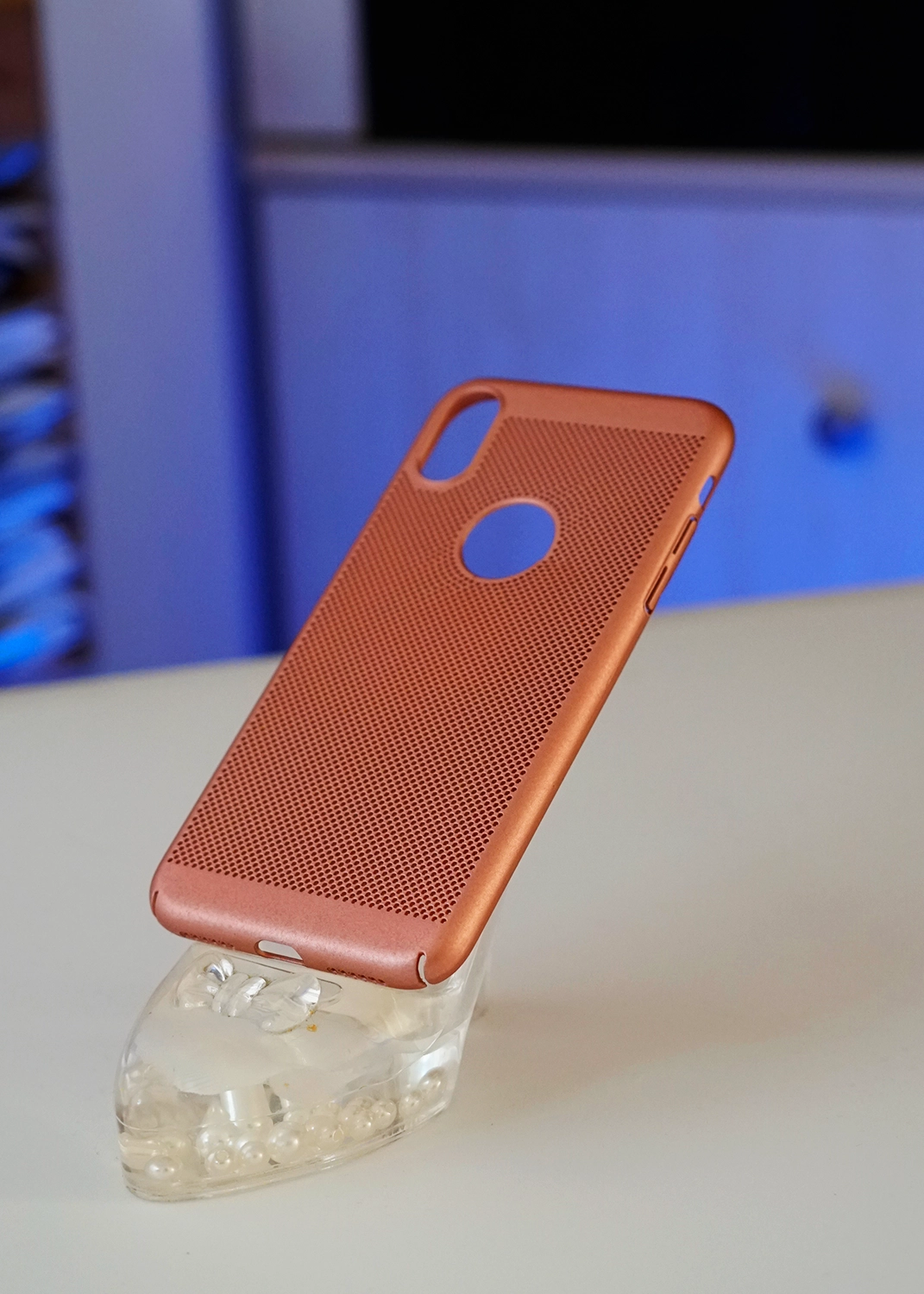 Apple iPhone X İnce Delikli Mat Arka Kapak Kılıf – Isı Dağıtıcı Tasarım Modelleri ve Görselleri