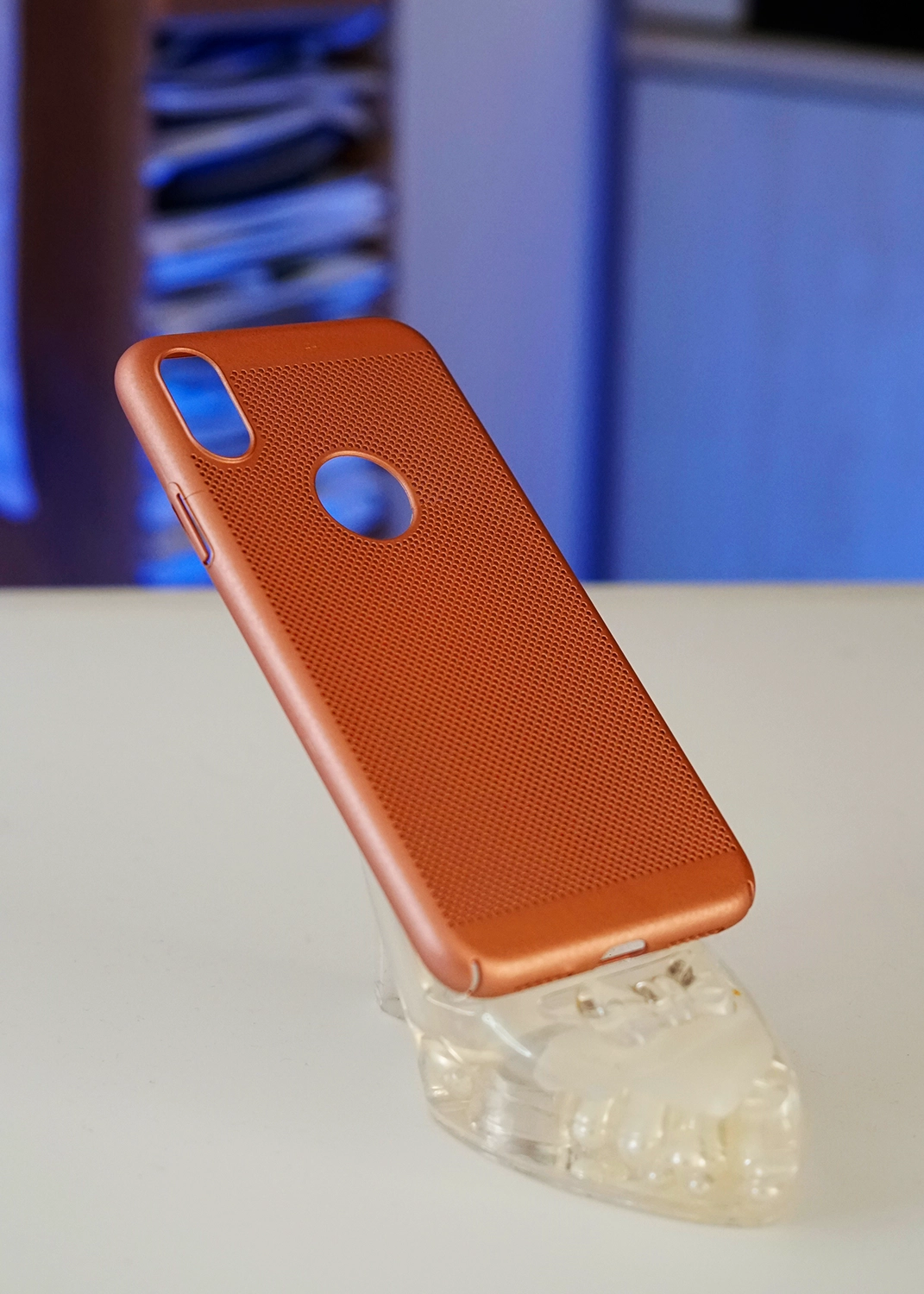 Apple iPhone X İnce Delikli Mat Arka Kapak Kılıf – Isı Dağıtıcı Tasarım Modelleri ve Görselleri