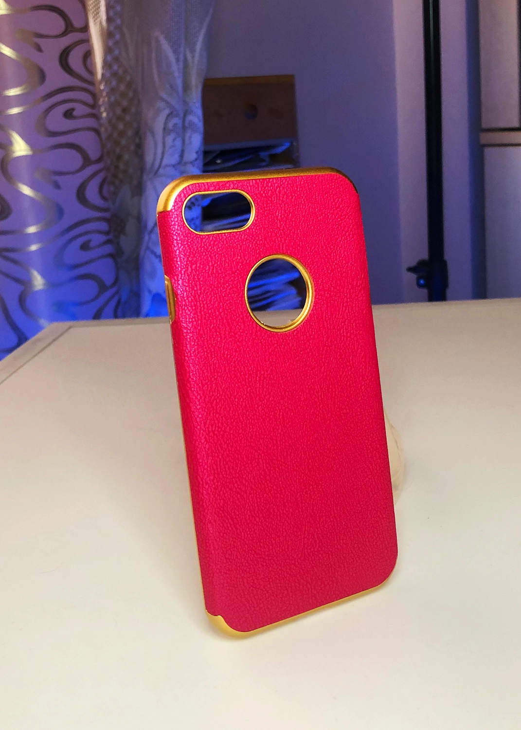Apple iPhone 7 / 8 / SE (2020) Uyumlu Pembe Derili Kılıf Modelleri ve Görselleri